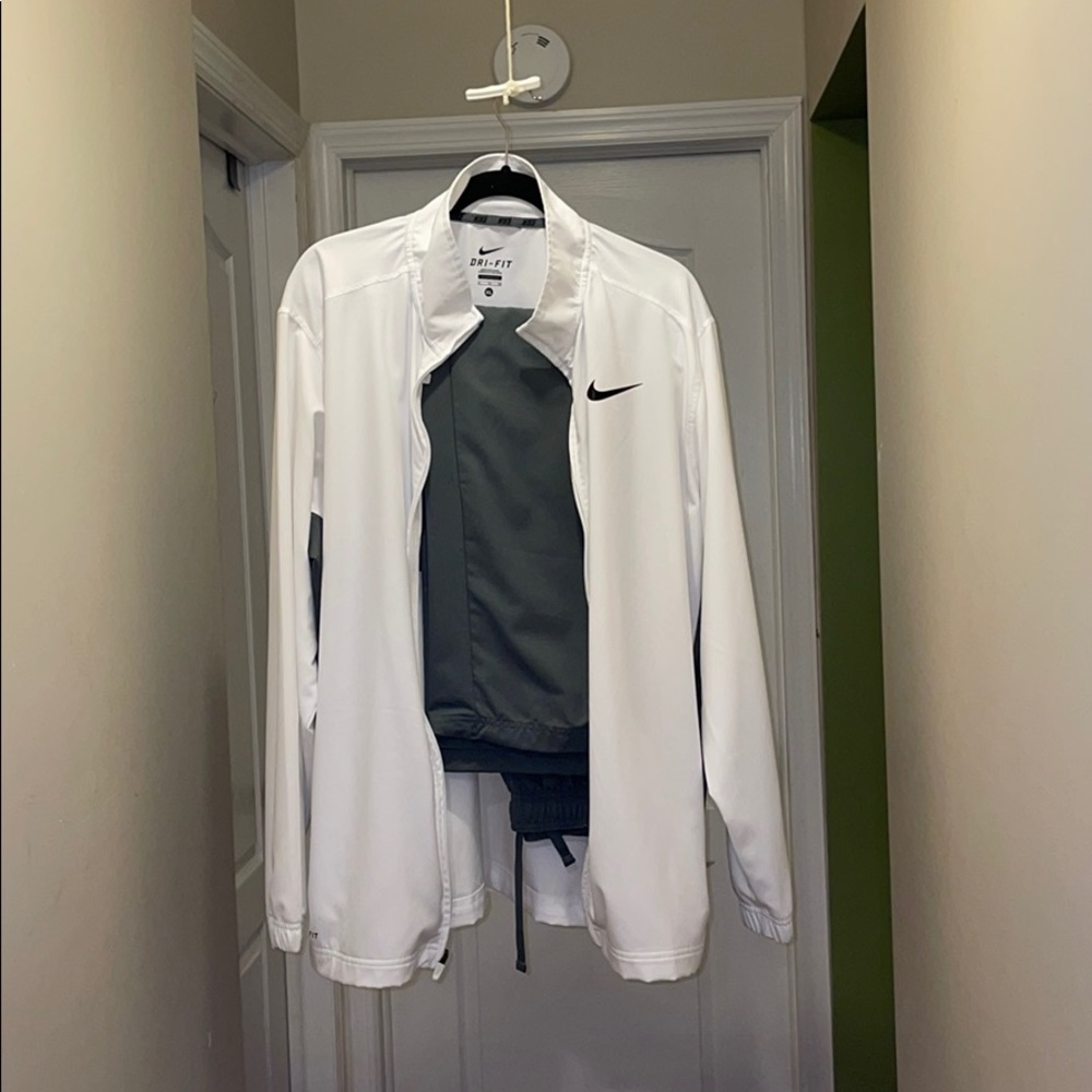 NIKE Men’s Tracksuit
